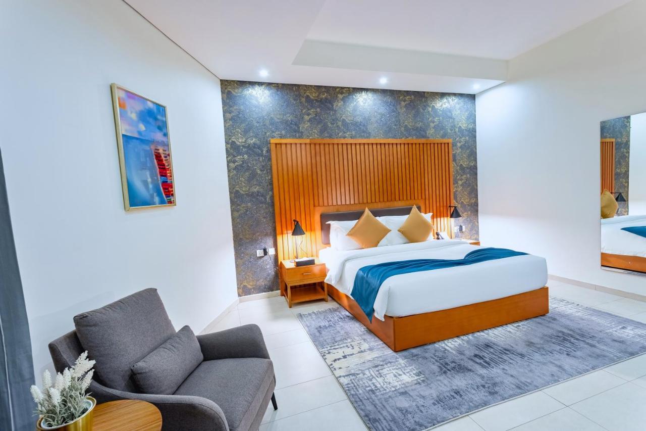 Alisa Hotel Тема Екстер'єр фото
