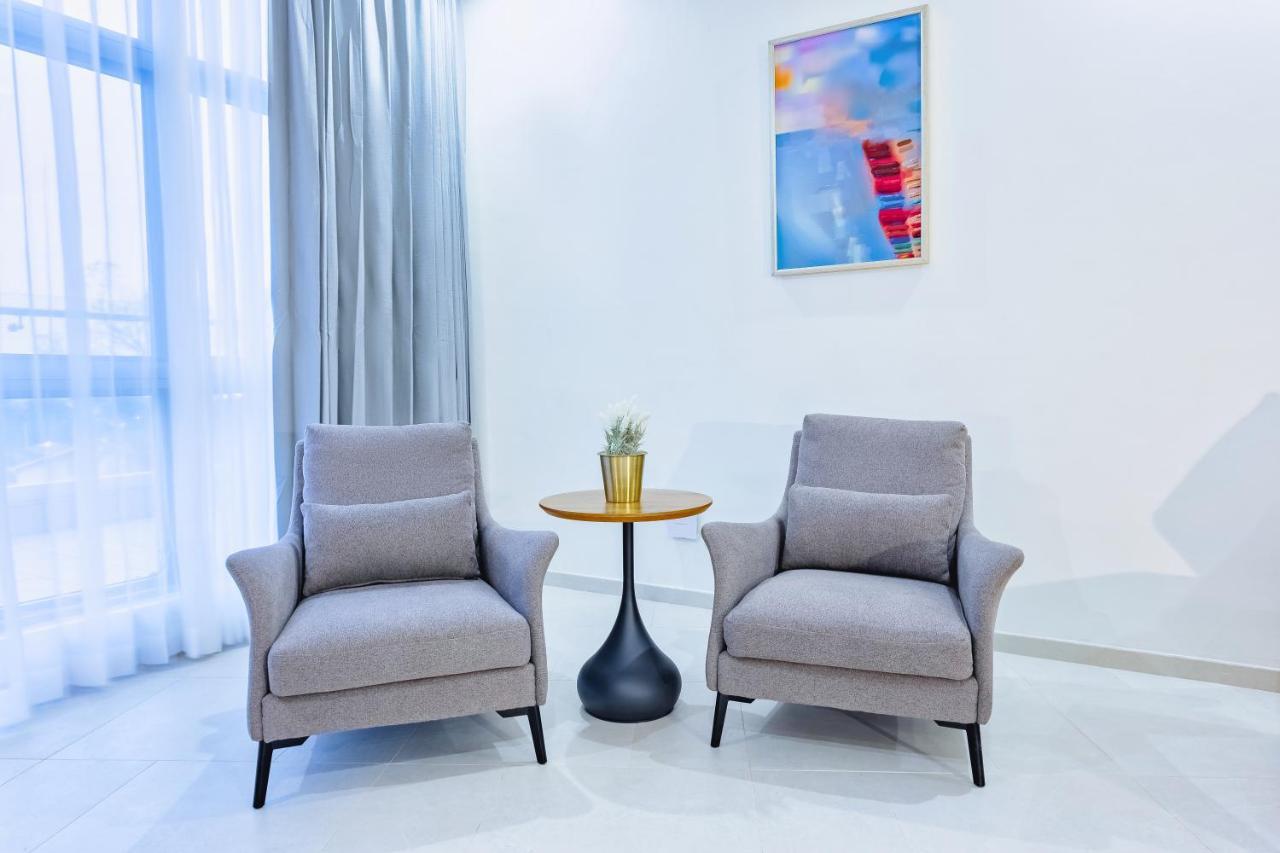 Alisa Hotel Тема Екстер'єр фото