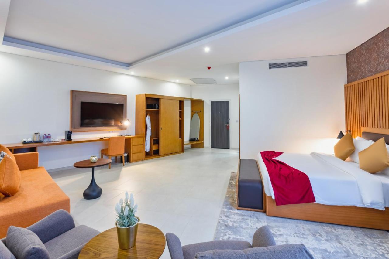 Alisa Hotel Тема Екстер'єр фото